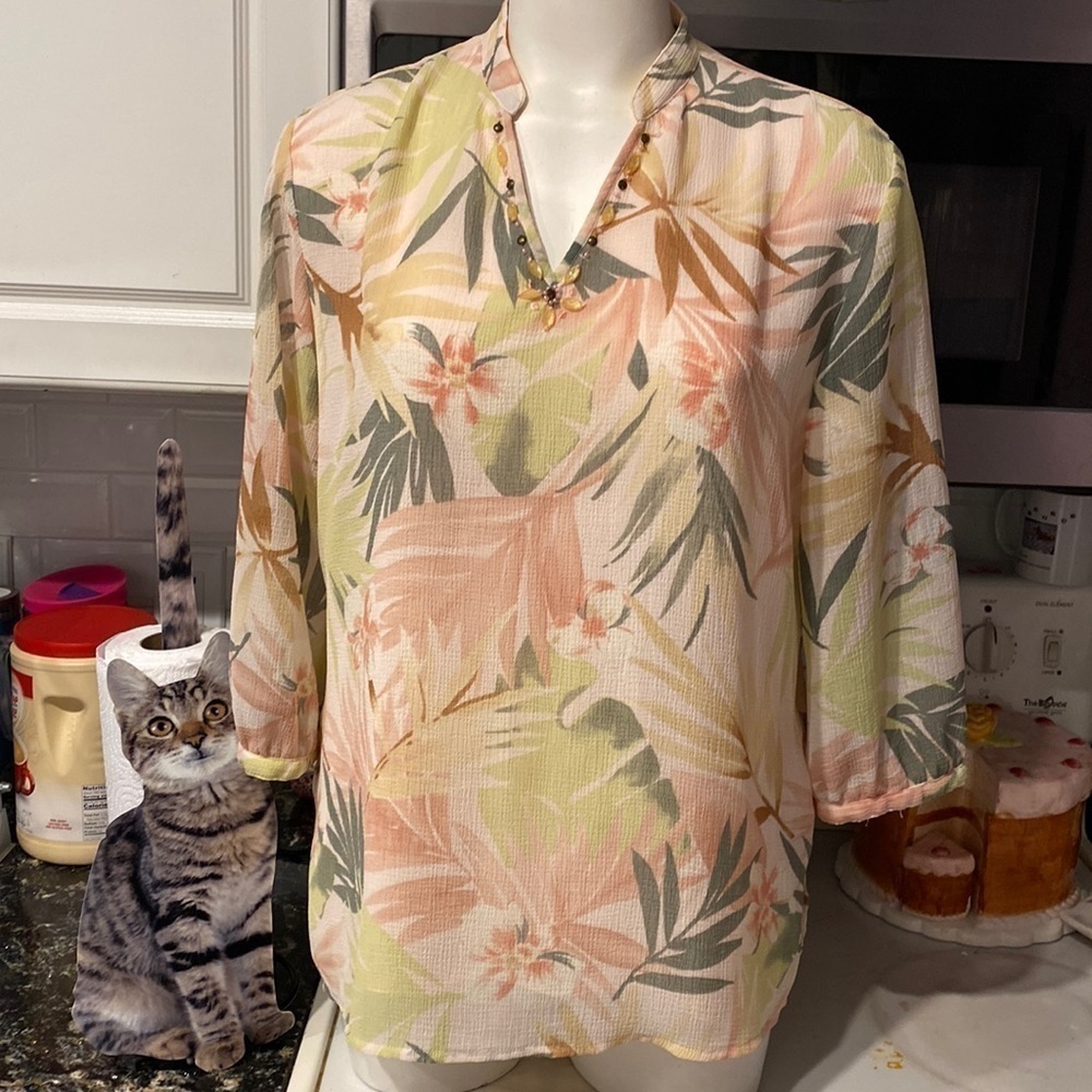 D womens Alfred Dunner floral 3/4 sleeve lined blouse size 14P. EUC